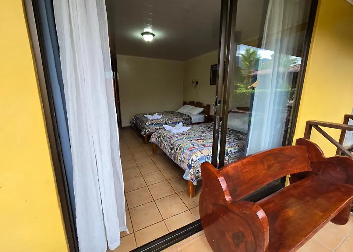 Hotel Iris Arenal