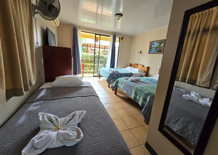Hotel Iris Arenal